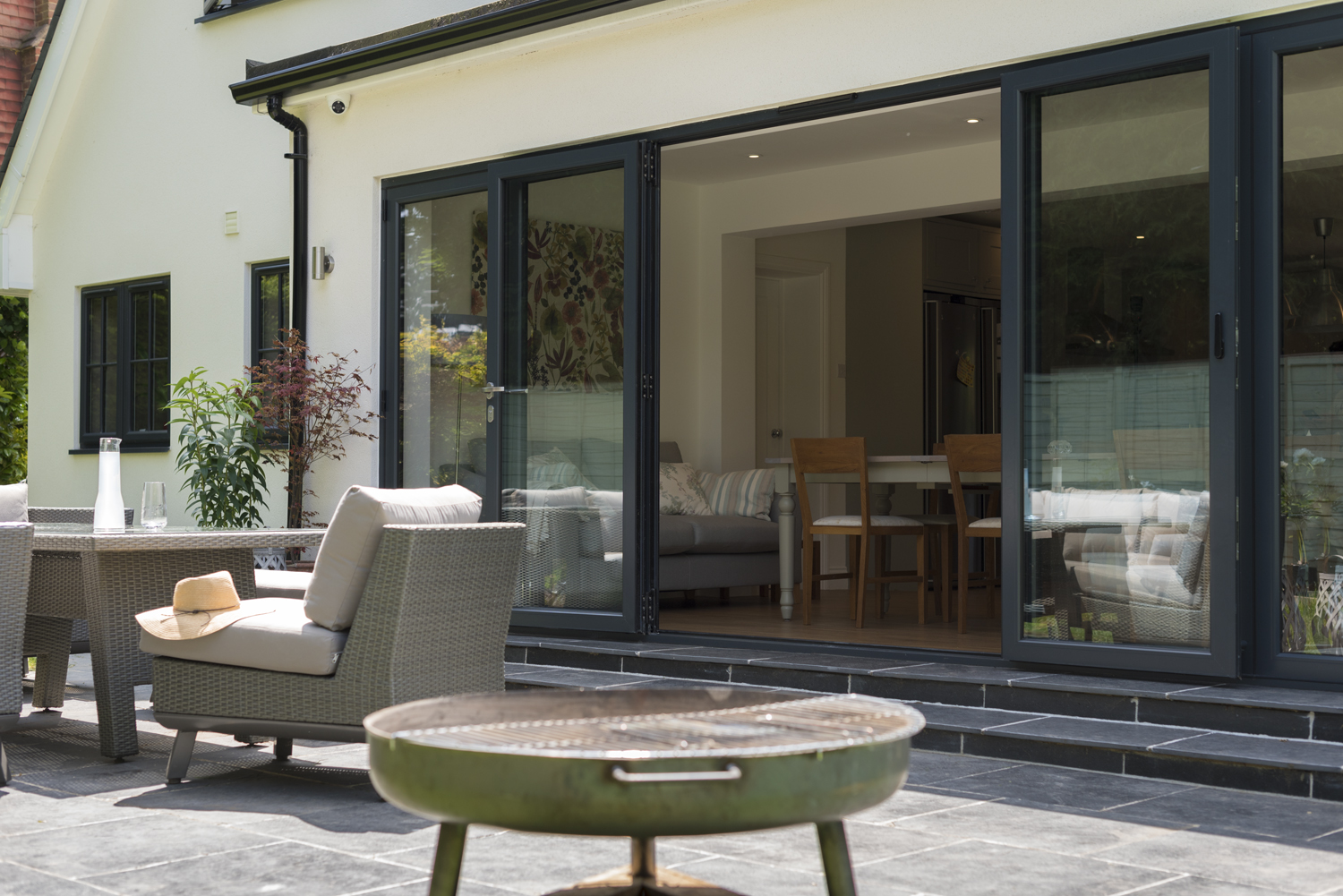 Sliding Doors vs Bifold Doors