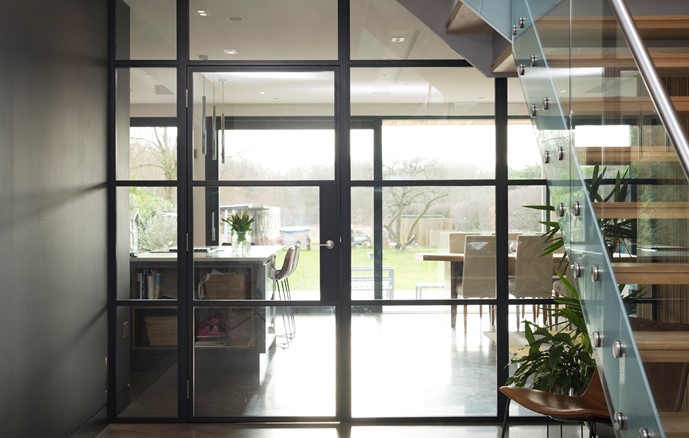 Choosing an internal door frame material | Exploring the benefits of aluminium