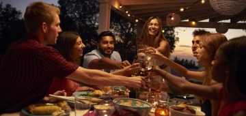 Let bi-fold doors open the way to your perfect dining experience