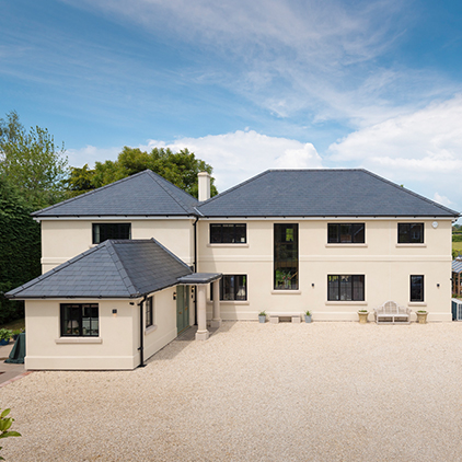 Georgian Elegance Meets Contemporary Comfort in a Renovated 1950s Property 