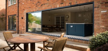 Large Sliding Door Sets – Are Expansive Panels Better? 