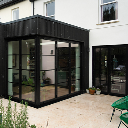 A Space Transformed: A Light-Filled Corner Extension with Origin
