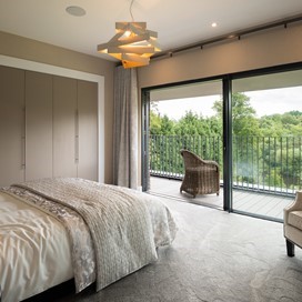 Cala Homes Chooses Origin Sliding Doors for This High-Spec Riverside Development…