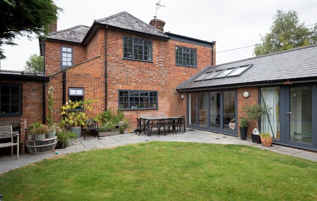 A Vision for Heritage and Harmony with OW-70 Soho Windows