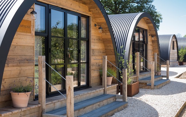 Framing Rural Luxury at Silchester Farm with OB-36+ in Jet Black