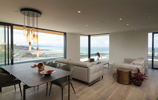 A panoramic view of the Atlantic captured through Origin OS-29 Sliders 