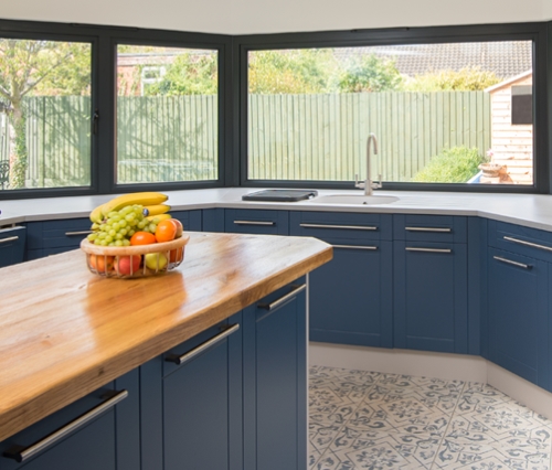 Origin Aluminium windows in an example kitchen.