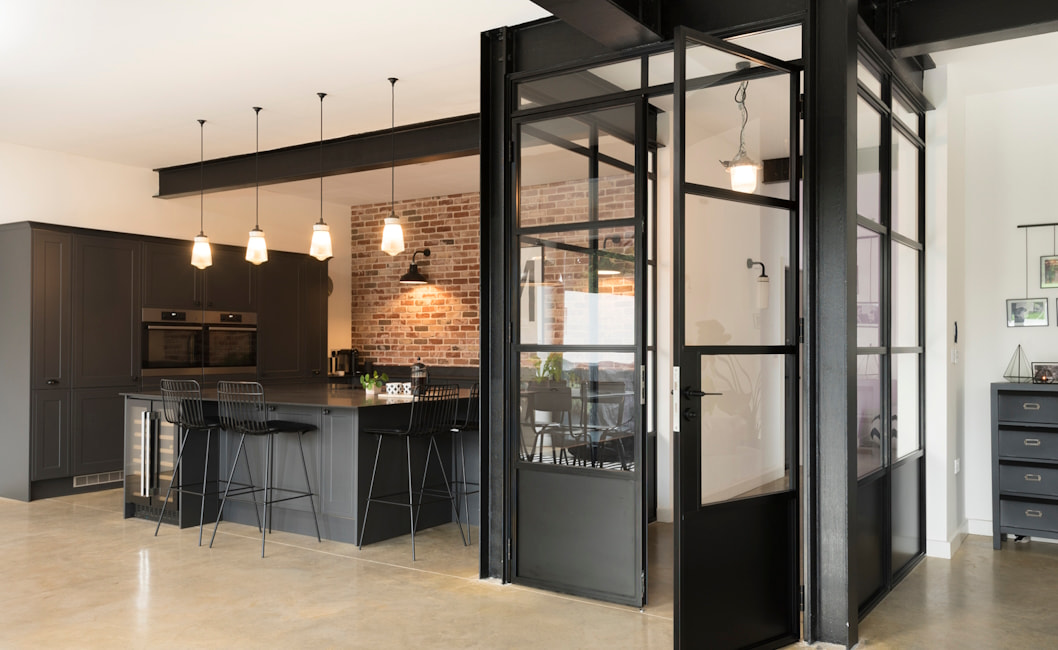 Internal Corner Door image 5