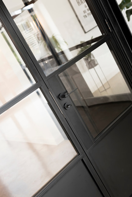 Internal Corner Door image 8