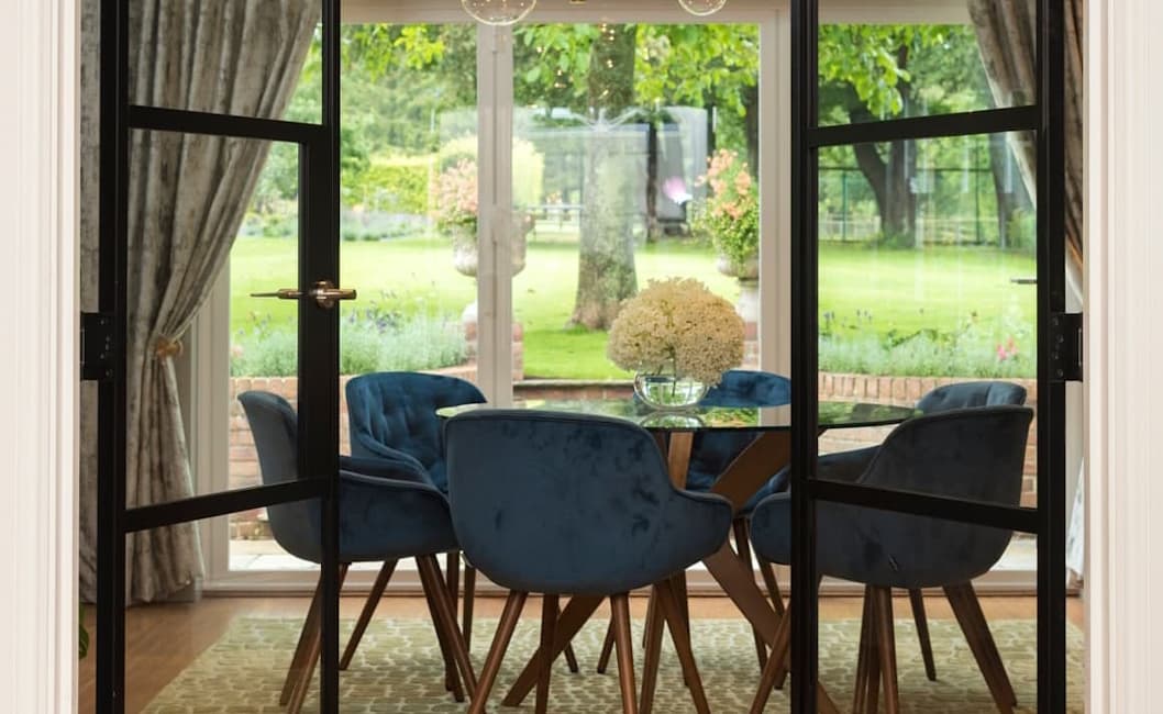 Internal door image 1