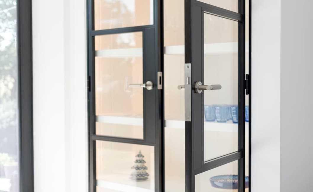 Internal door image 5