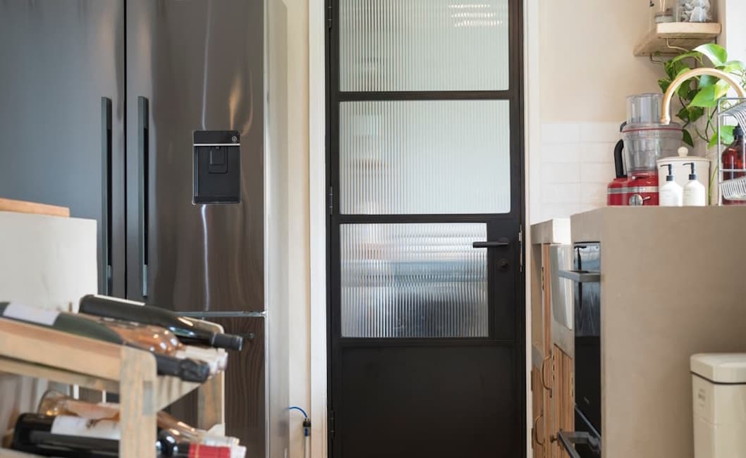 Internal door image 11