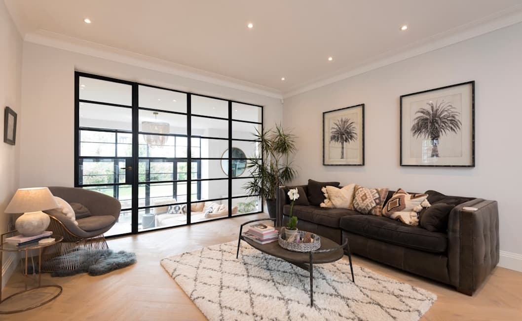 Internal door image 13