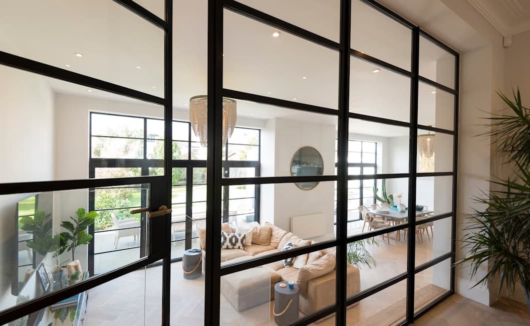 Internal door image 14