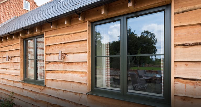 OW-70 Window Soho Style