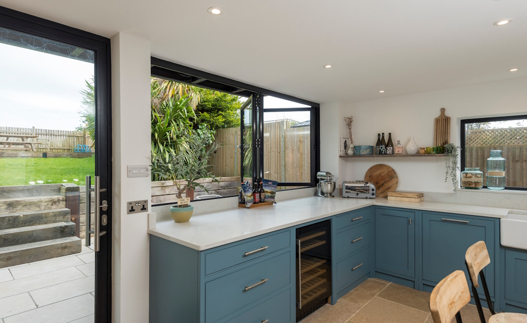 Bifold window image 13