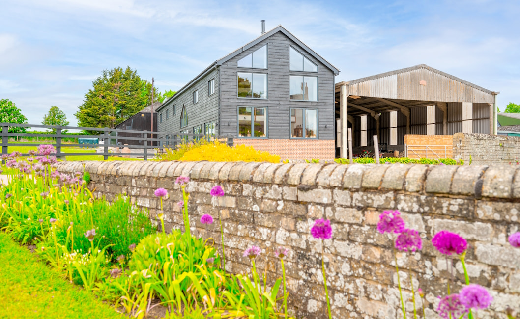 Gable window image 19